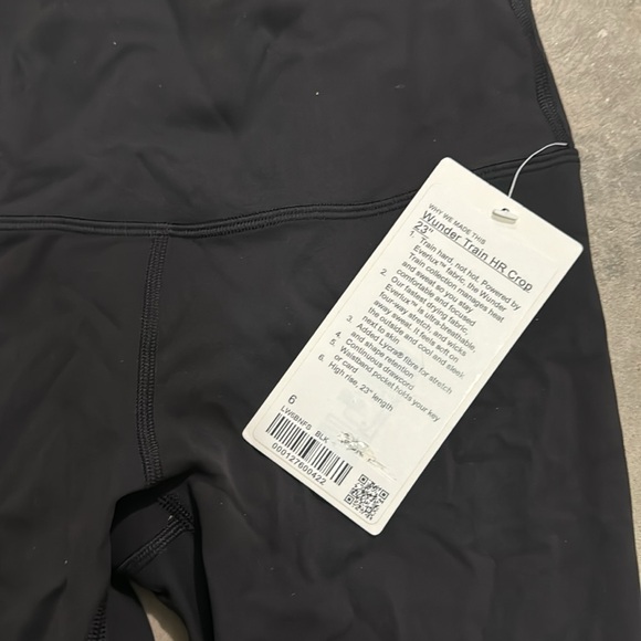 NWT Lululemon leggings - Picture 2 of 5